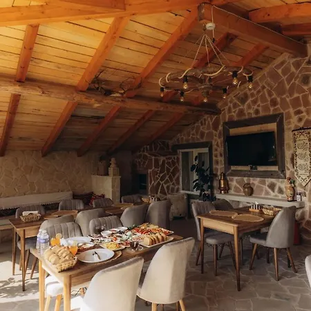 Hatun Konagi Villa Eskiomerler