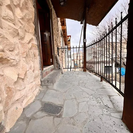 Hatun Konagi Villa Eskiomerler